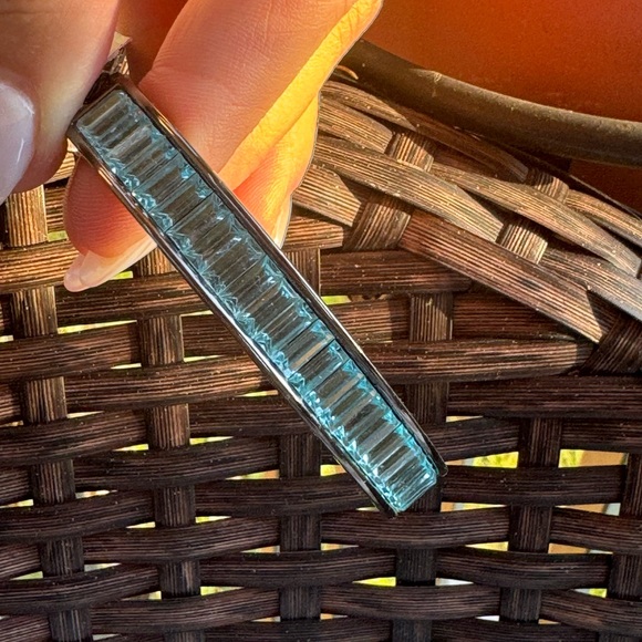 Vintage GIVENCHY hammered silver tone London Blue Topaz color bracelet - Picture 7 of 13